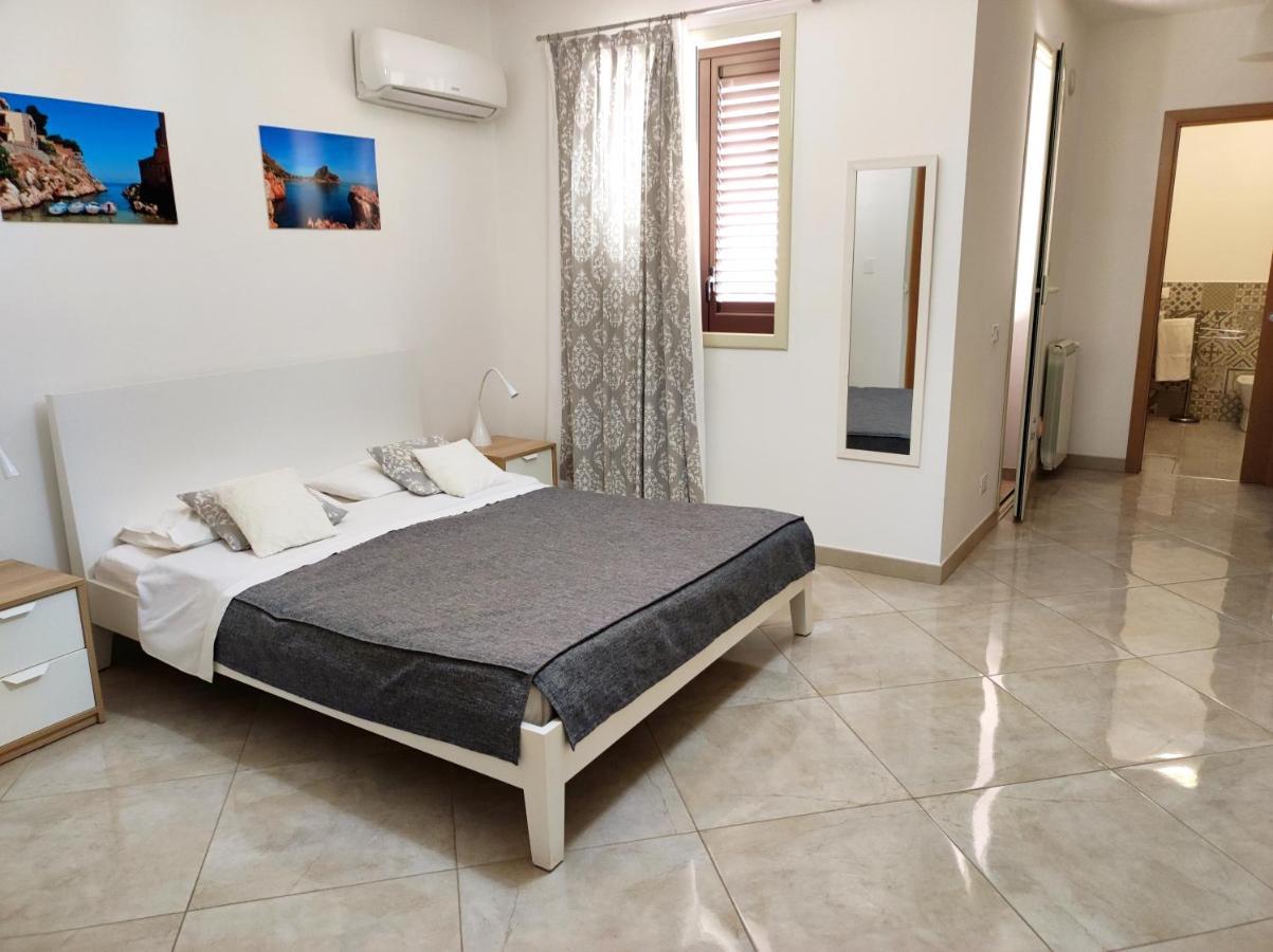 B&B Flavilla Santa Flavia Luaran gambar