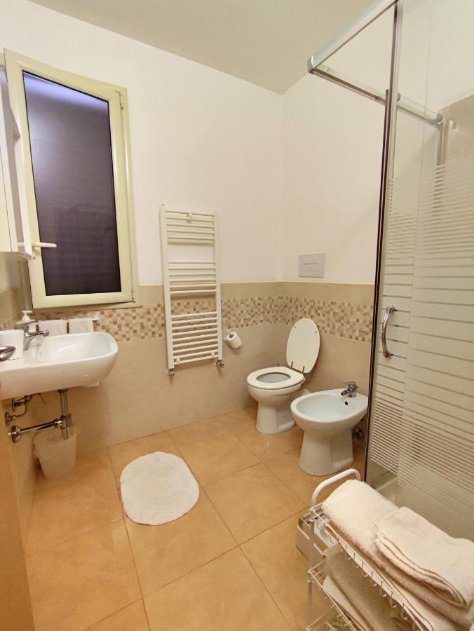 B&B Flavilla Santa Flavia Luaran gambar